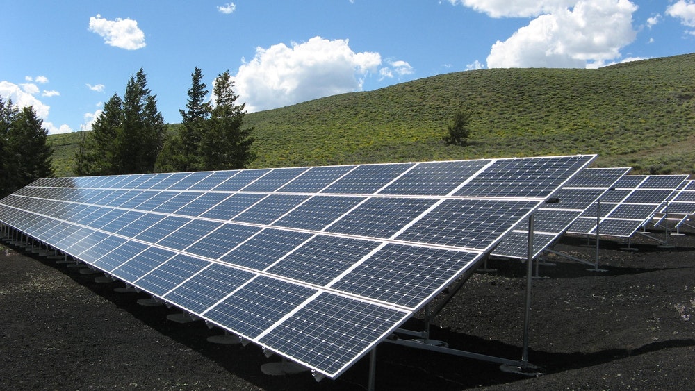 zalozne zdroje, ostrovne solarne systemy